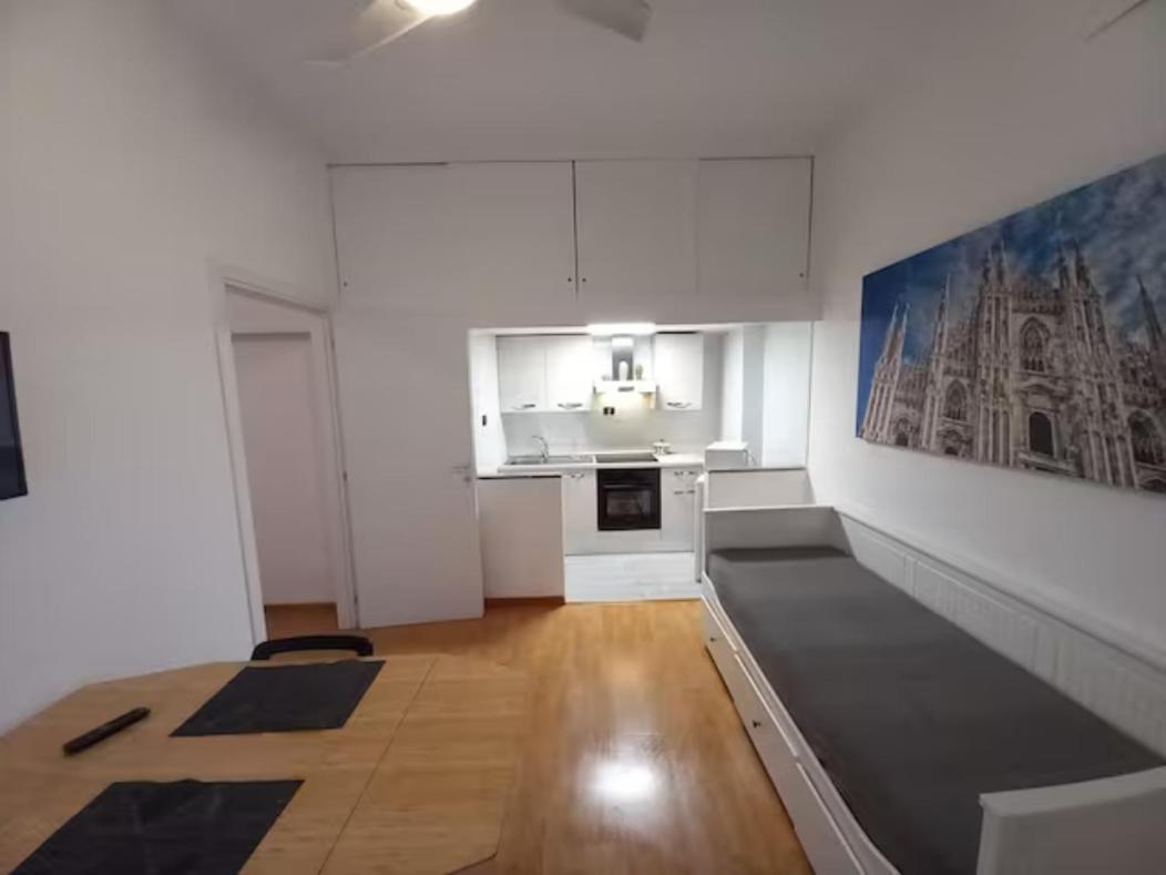 Ferienwohnung Bilocale Al Nolo, Metropolitana Mm1 Pasteur Mailand Exterior foto