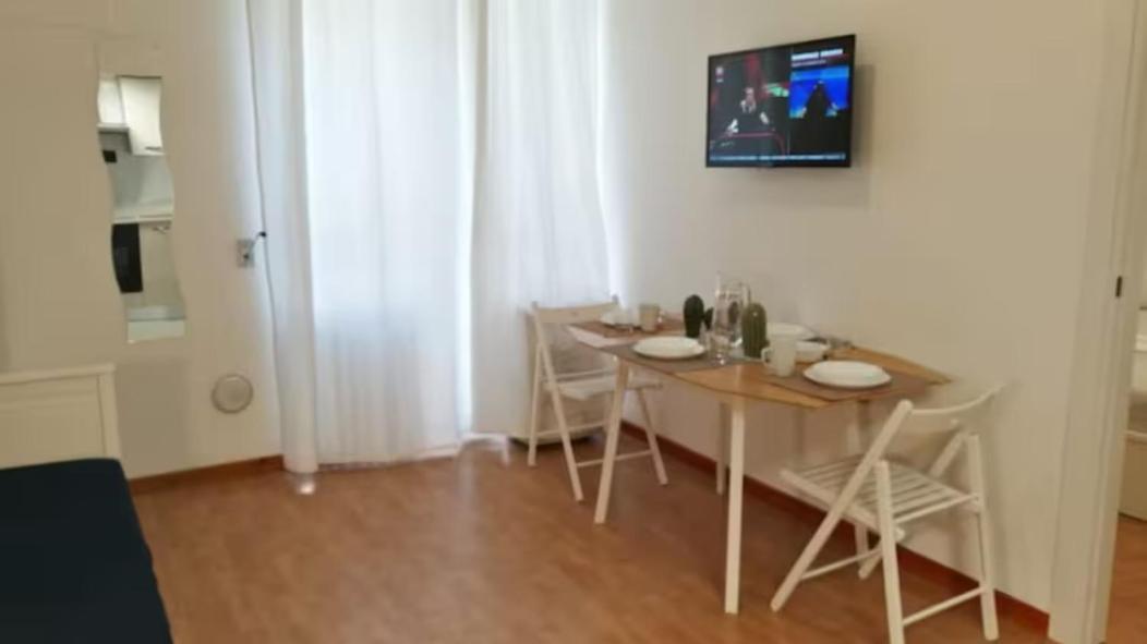 Ferienwohnung Bilocale Al Nolo, Metropolitana Mm1 Pasteur Mailand Exterior foto